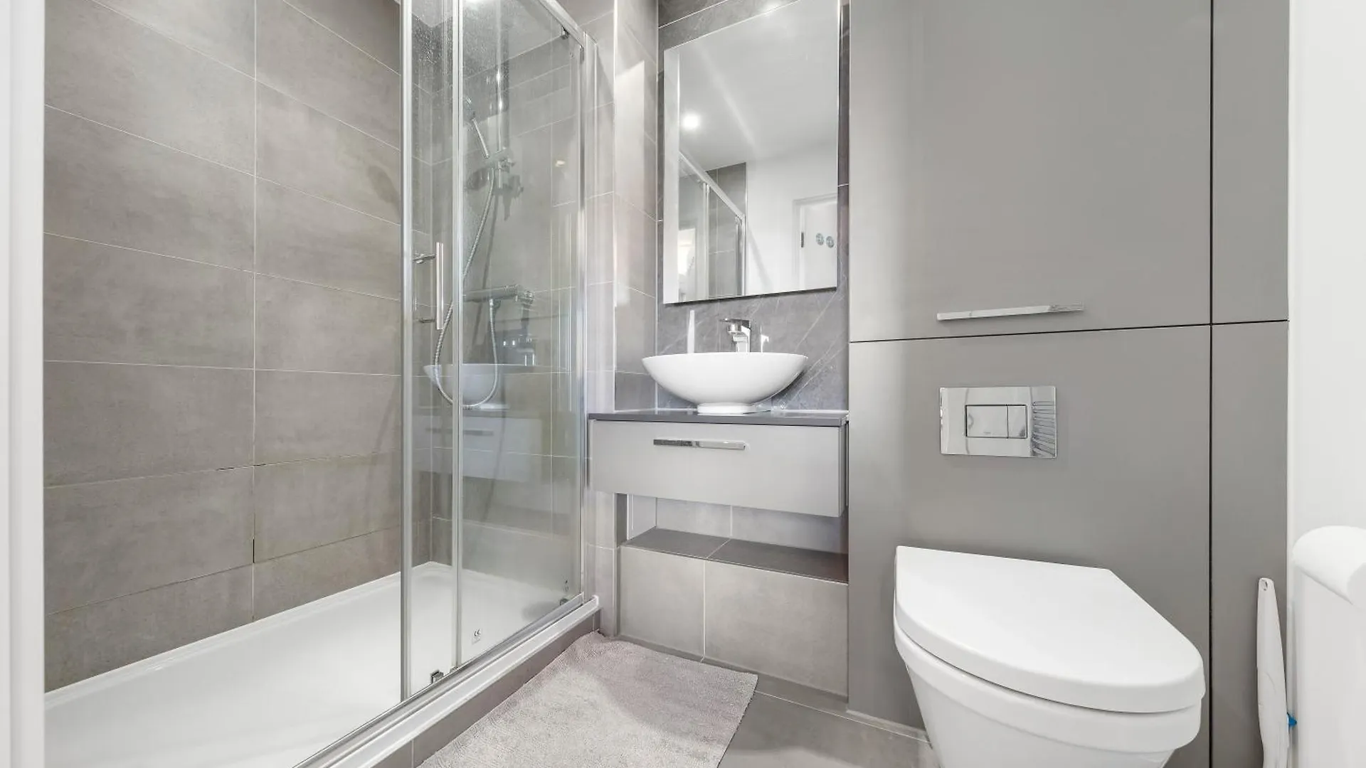 Spacious Modern 2Br Apartment In The Heart Of London