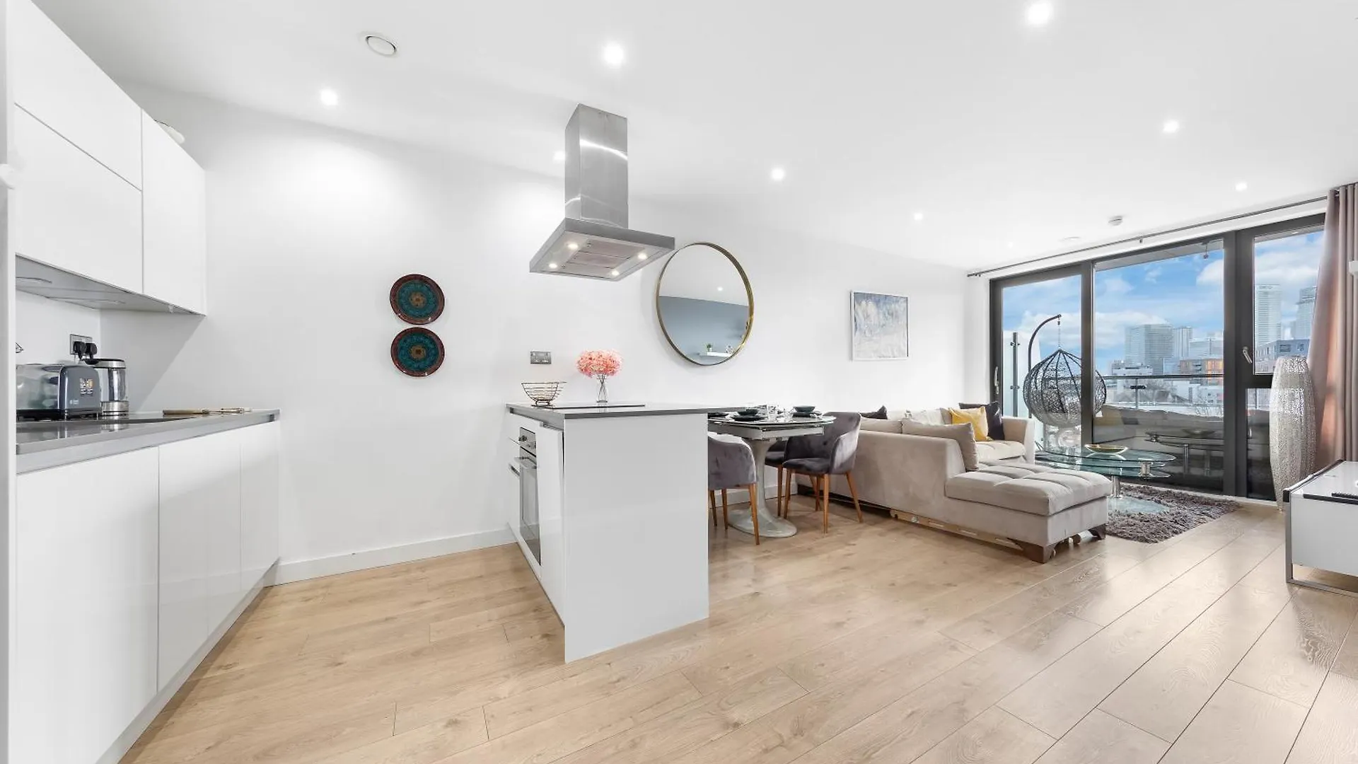 Spacious Modern 2Br Apartment In The Heart Of London 0*,