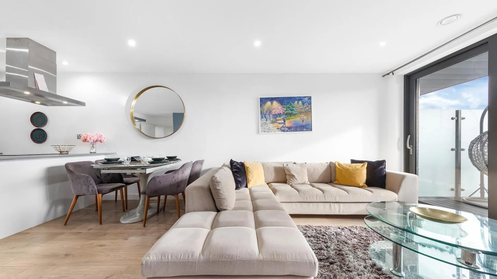 Spacious Modern 2Br Apartment In The Heart Of London