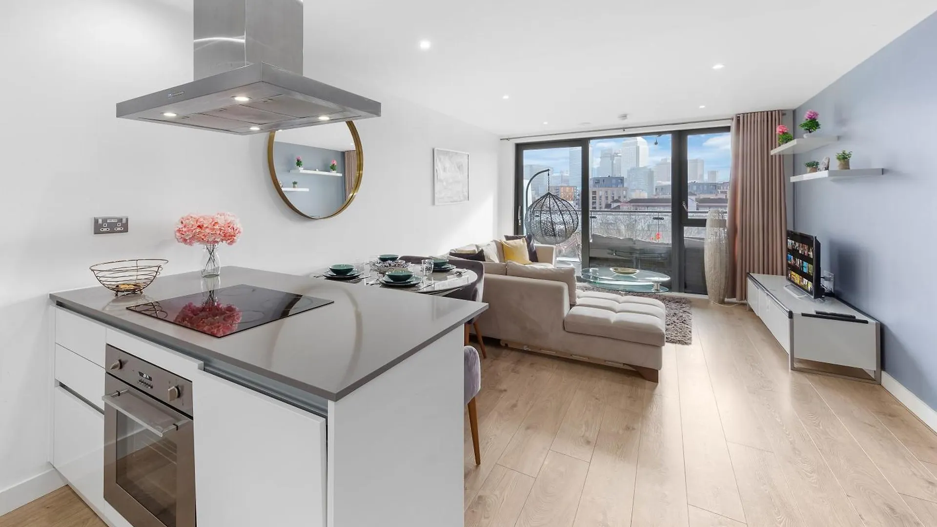 Spacious Modern 2Br Apartment In The Heart Of London